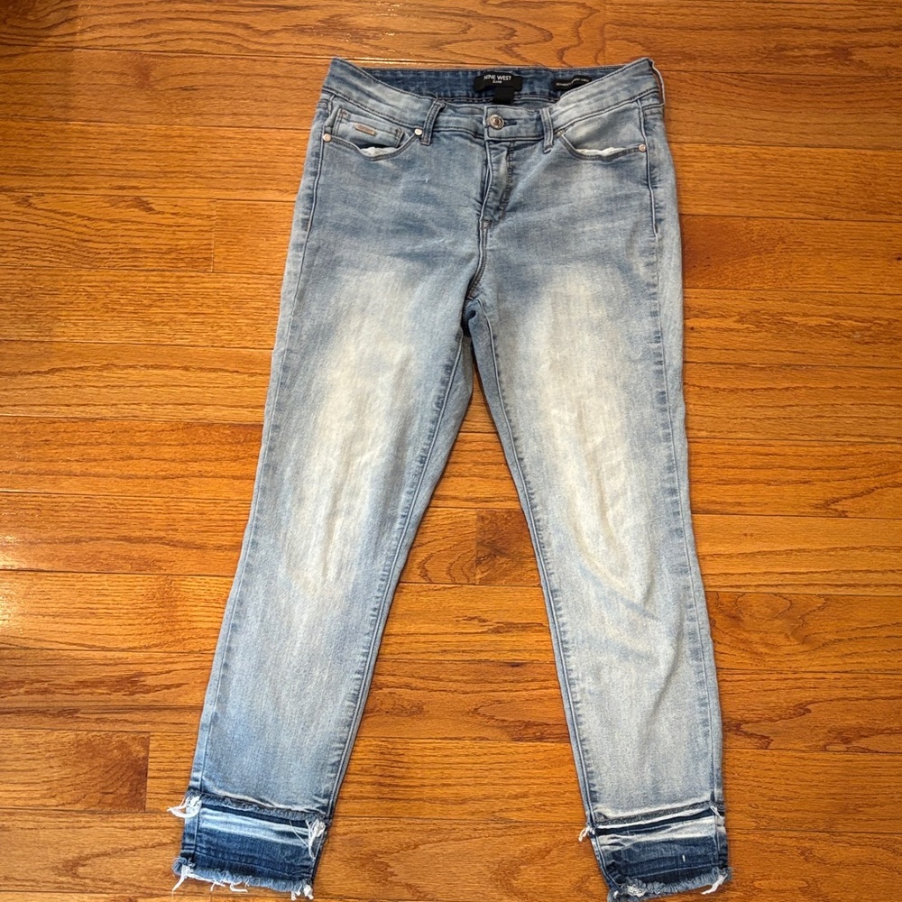 Nine West Gramercy Ankle jeans Size 4